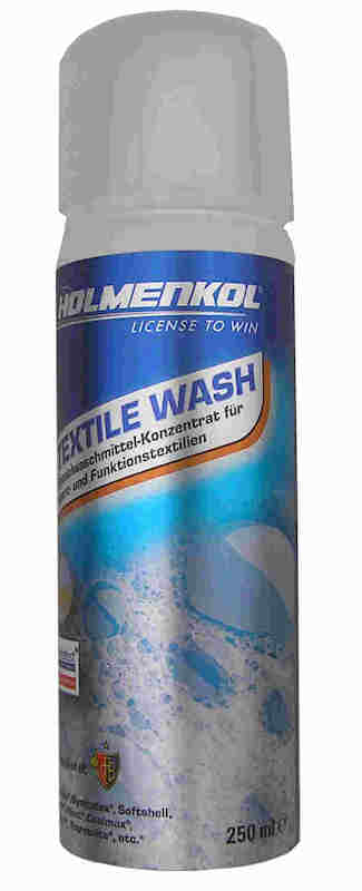 Holmenkol Textile Wash kímélő mosószer, 250 ml