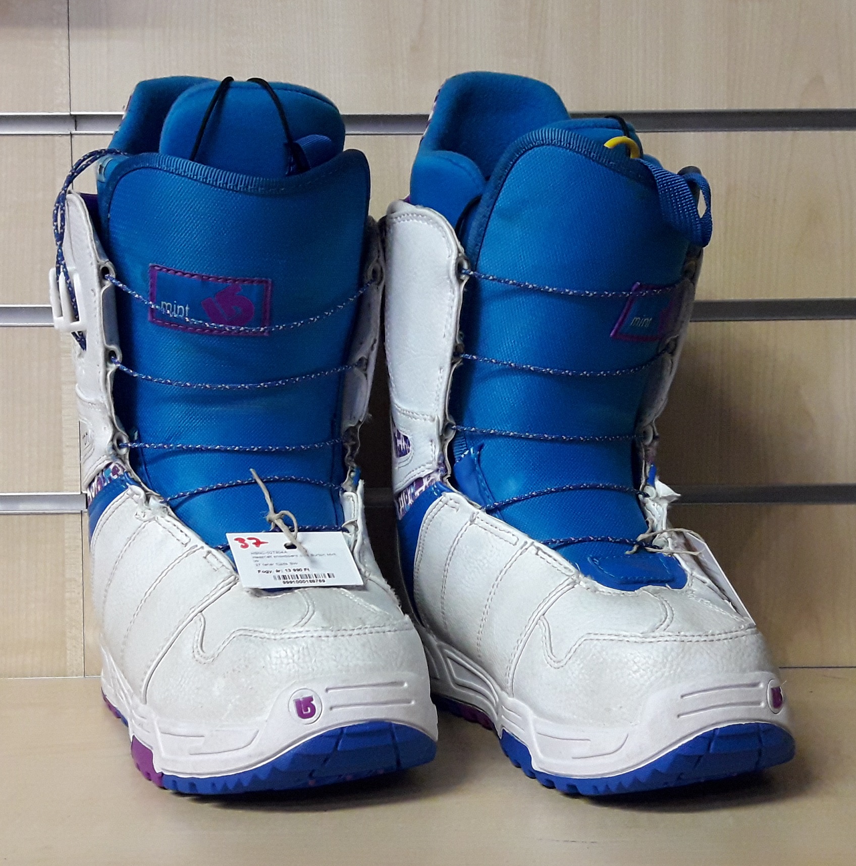 Használt Burton Mint snowboard cipő, 37