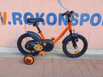 Használt 14&quot;-os Btwin gyermek kerékpár, narancs-fekete Kép