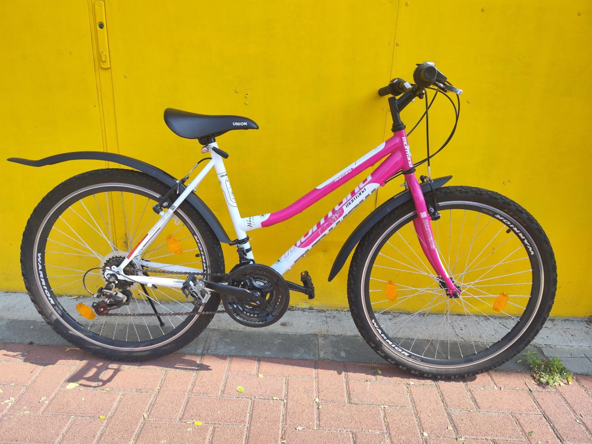 Használt 26"-os Montana Revo MTB kerékpár, pink fehér