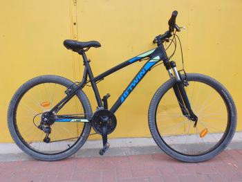 Használt 26&quot;-os B-Twin 340 MTB kerékpár, fekete-kék Kép
