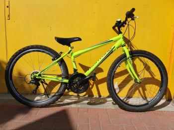 Használt 26&quot;-os Montana Revo MTB kerékpár, neon sárga Kép