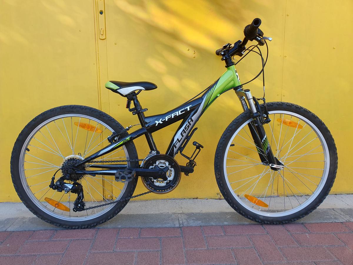 Használt 24"-os X-Fact Flash junior MTB, zöld-fekete