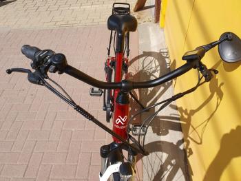 Használt 28"-os Neuzer Sorrento E-trekking kerékpár, bordó 2.Kép