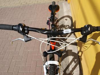 Használt 26"-os Kross Lea MTB kerékpár, fekete-lila 2.Kép