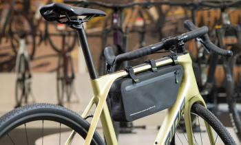 BFFB03 Gravel/bikepacking kerékpáros váztáska, 3,8l, fekete 2.Kép