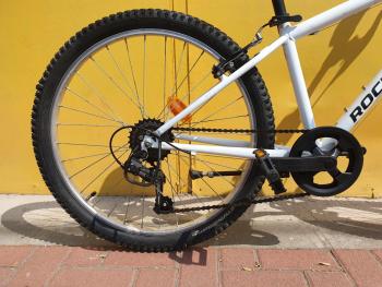 Használt 24"-as Rockrider ST 100 junior MTB, fehér-fekete 2.Kép