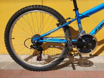 Használt 24"-as Gepida Gilpil junior MTB, kék-fekete 2.Kép